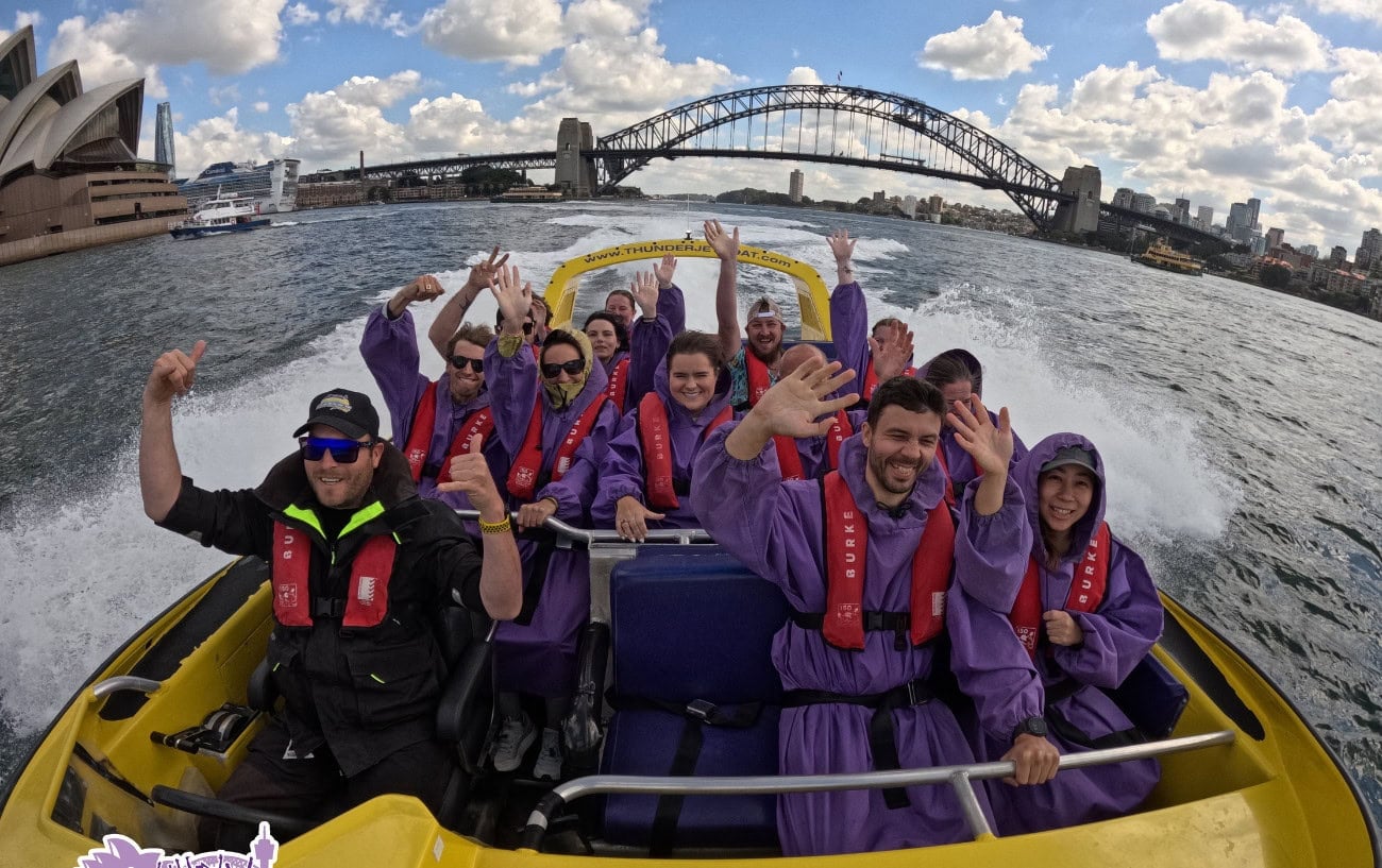 Thunderboat tour Syndey harbor.