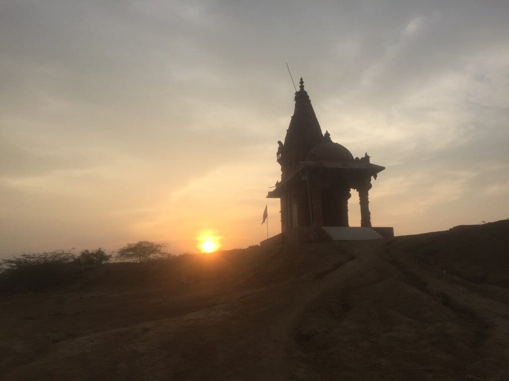 Templo al atardecer