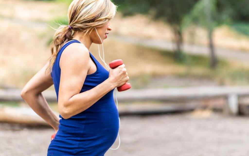 How Elite Runners Train When They're Pregnant