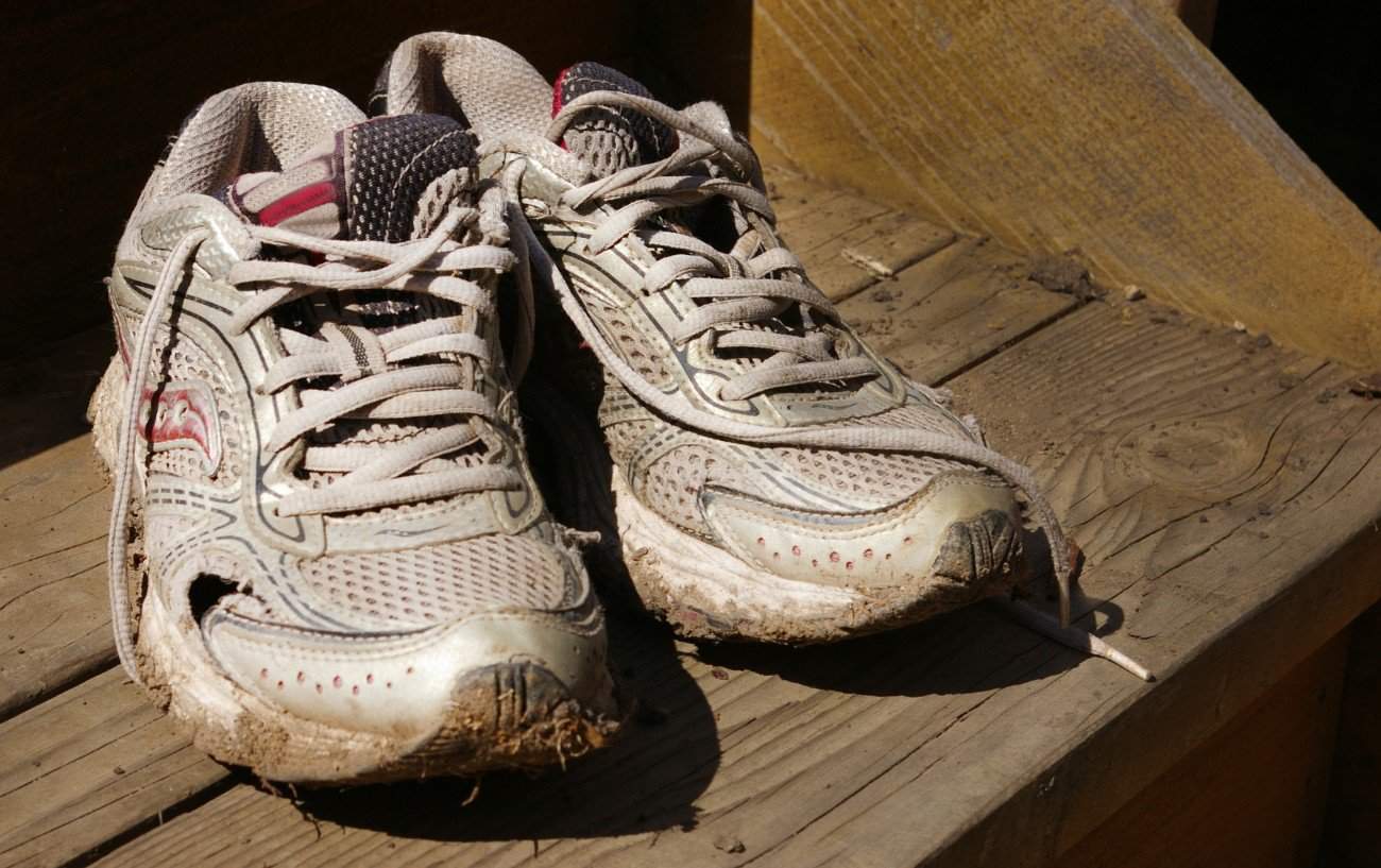 How Long Do Running Shoes Last? Here's When To Change Them