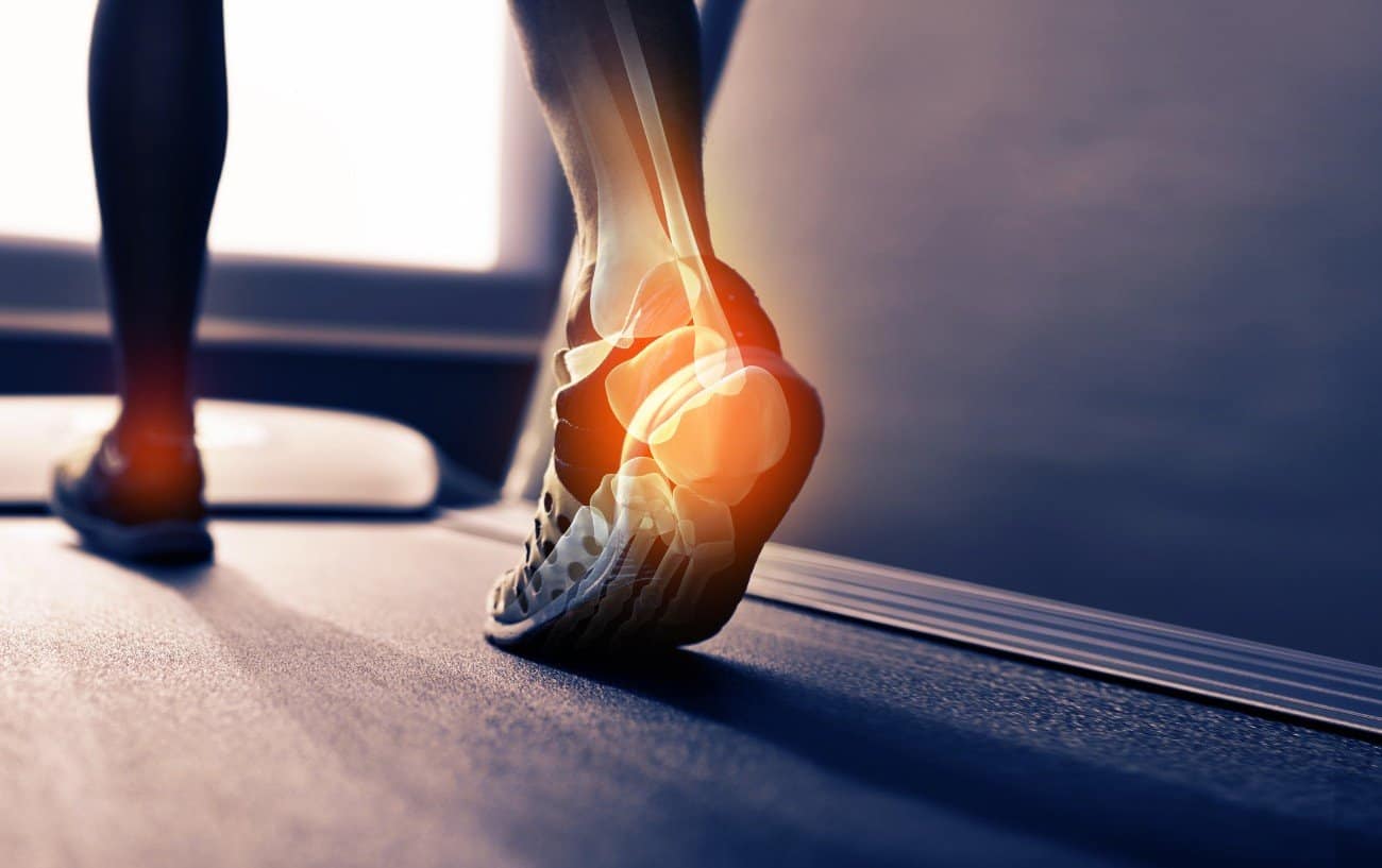 Is Heel Striking Dangerous? The Latest Research on Heel Strike vs Forefoot Running