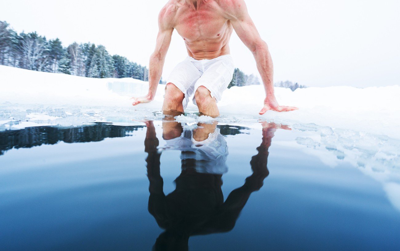 Ice Bath: Benefits, Risks, Tips