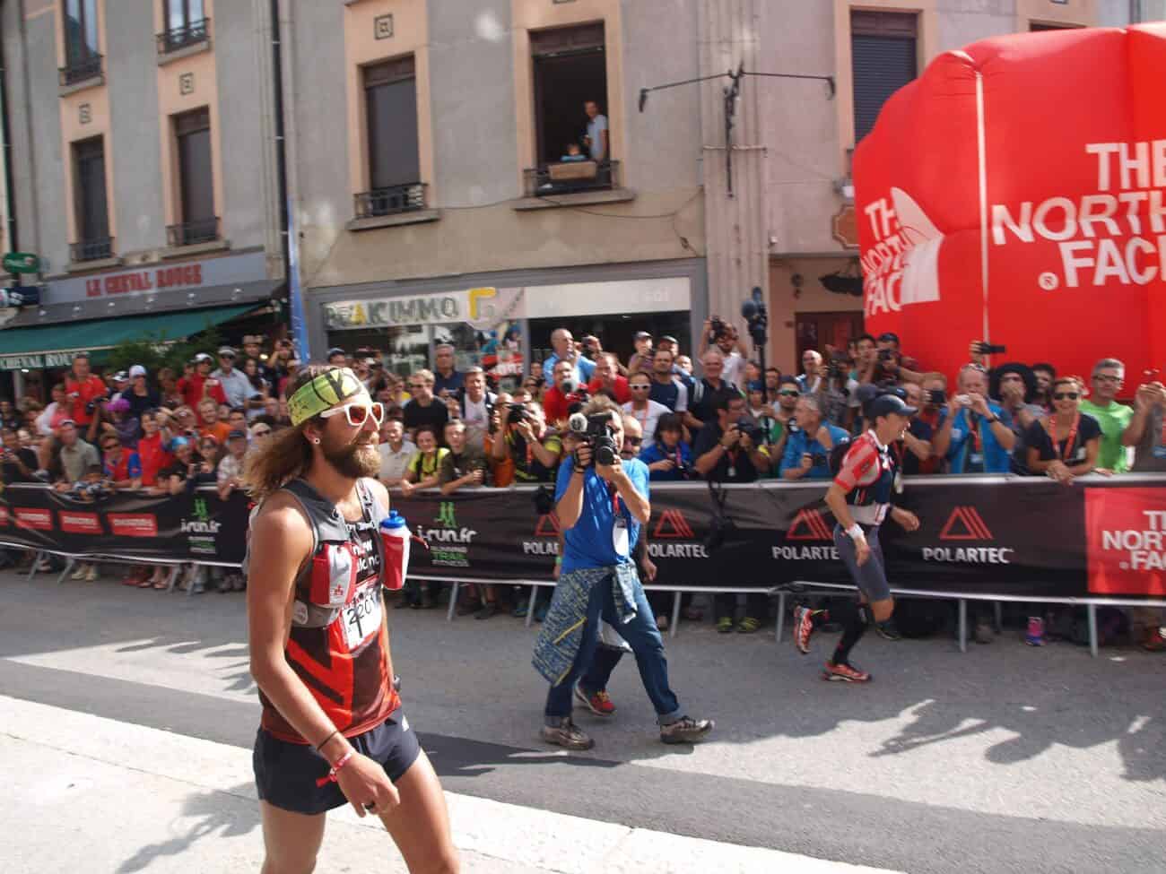 Anton Krupicka terminando Mont Blanc.