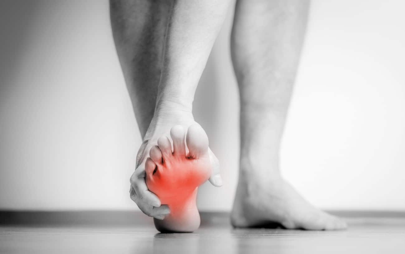 5 Causes Of Foot Pain From Running: Why Do My Feet Hurt When I Run?