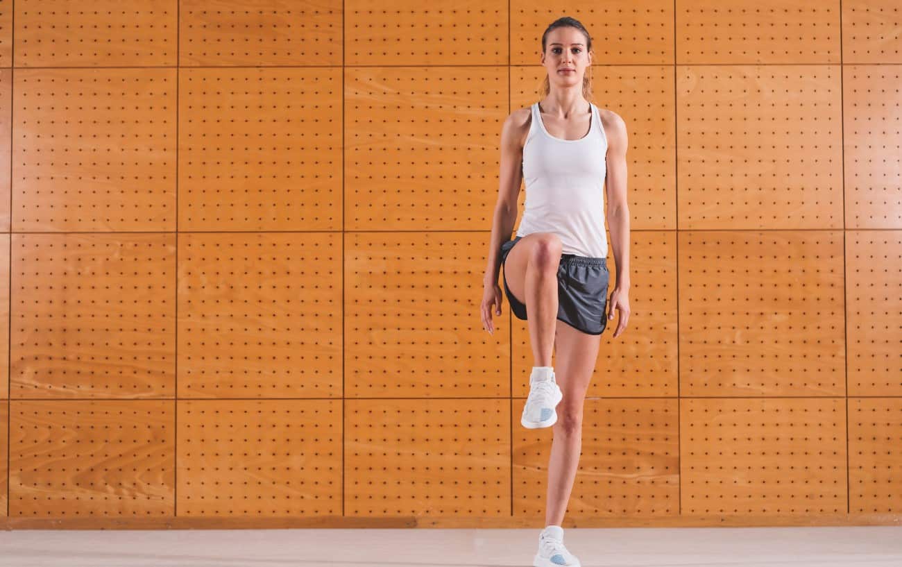 High Knees Exercise Guide: How To Do Them + 8 Valuable Benefits