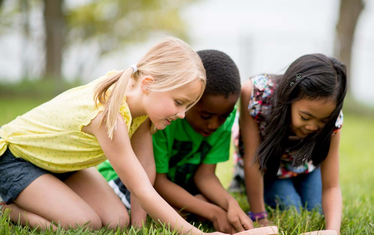 16 Great Outdoor PE Games For Kids