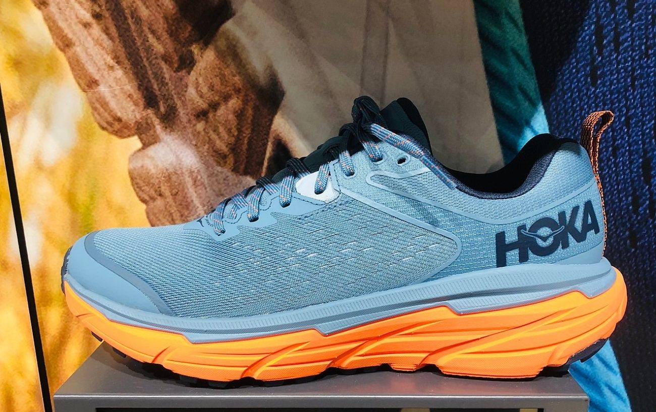 Hoka Vs Brooks Adrenaline