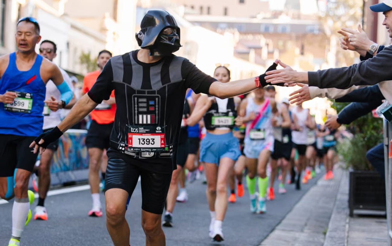 Sydney Runner Breaks Guinness World Record Wearing 53 Pairs of Underwear in Marathon 3