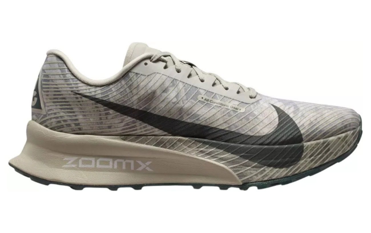 The Shoes That Won the 2026 UTMB 5 The Shoes That Won the 2026 UTMB 5