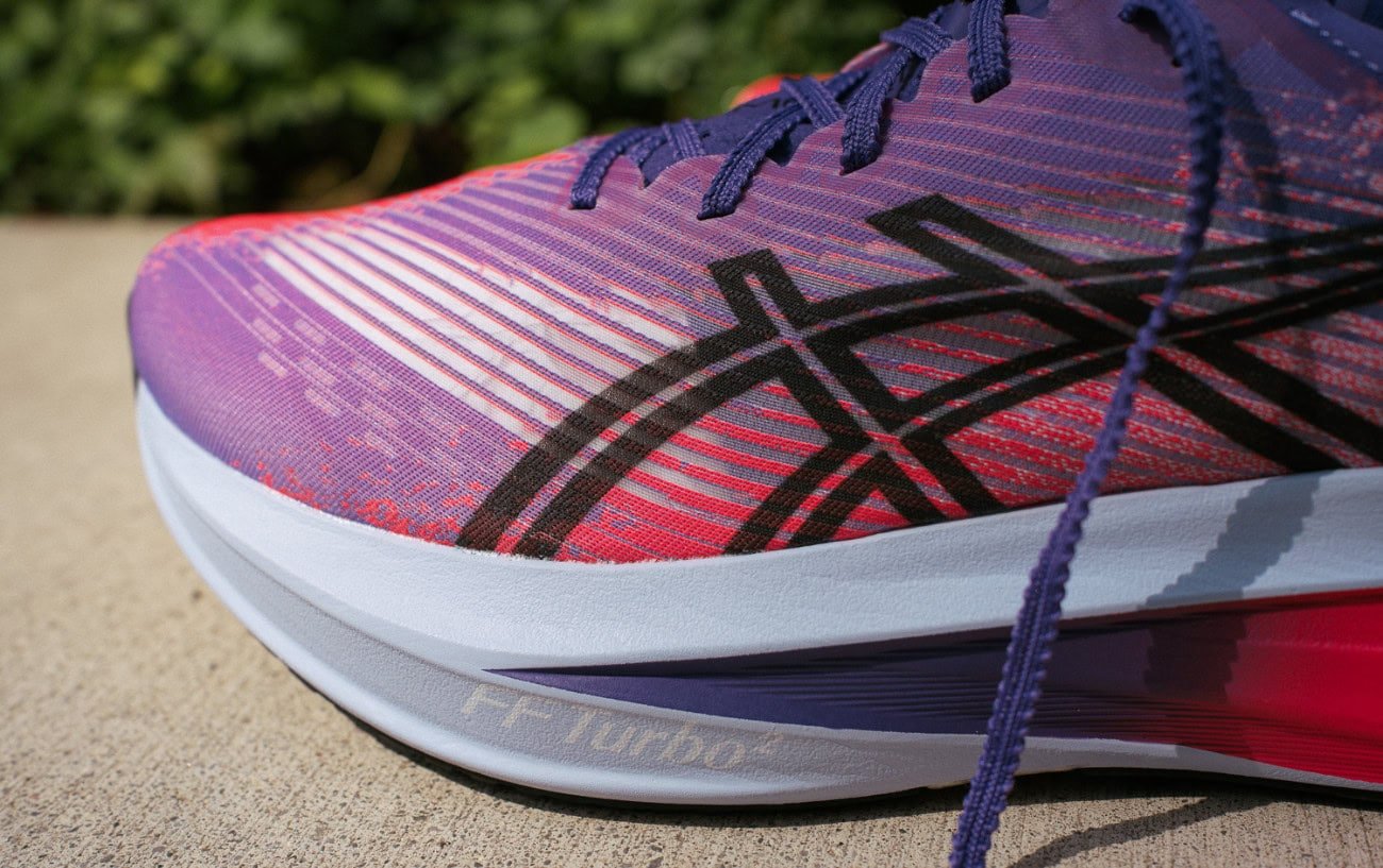 ASICS Megablast vs Sonicblast, Reviewed: Which New Shoe Belongs in Your Rotation? 1 ASICS Megablast vs Sonicblast, Reviewed: Which New Shoe Belongs in Your Rotation? 1