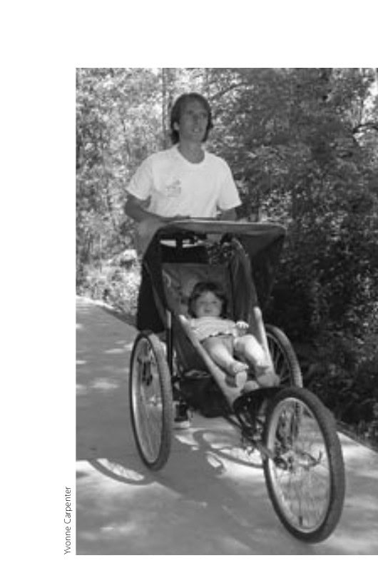 Matt Carpenter 14 Carpenter has managed to incorporate fatherhood into his training regimen, often taking his daughter, Kyla, on daily runs near Manitou Springs, Colorado.
