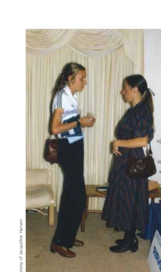 Grete Waitz, shown here in 1979 with Jacqueline after the Lasse Viren 20K cross-country race in Sycamore Canyon, California, ran a world best 2:27:33 at that year's New York City Marathon, which was a positive turning point in the women's movement.