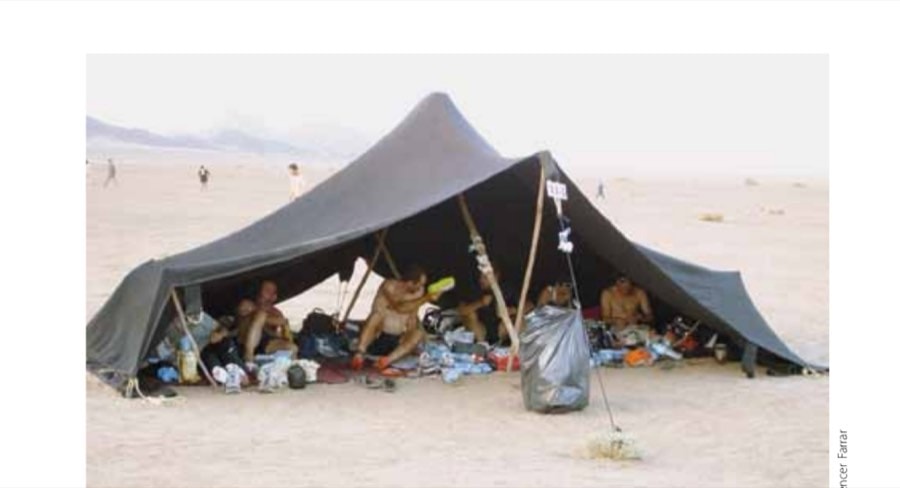Sahara Grit 22 Living quarters are cramped and dirty, but they create tight bonds.