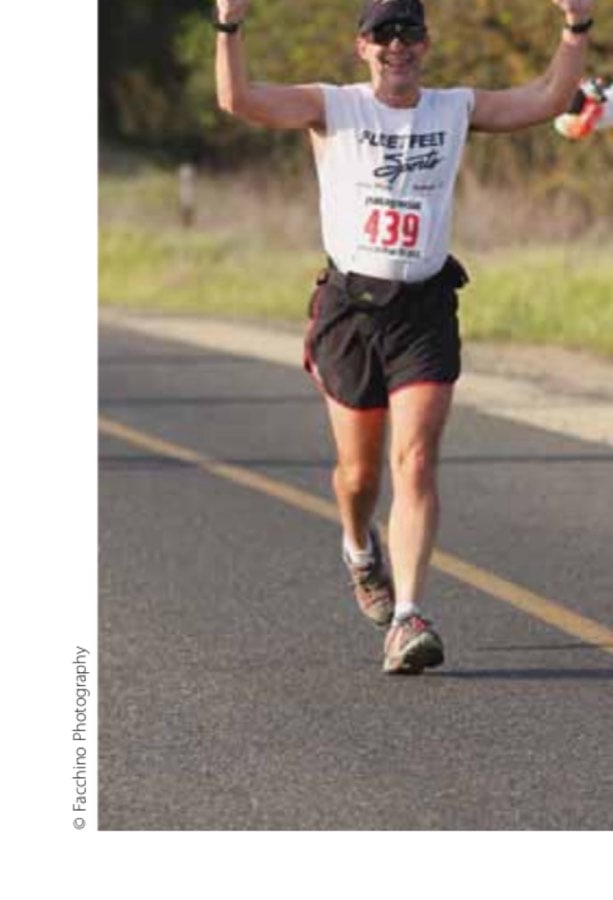 Ah, the carefree road during the early miles of the race.