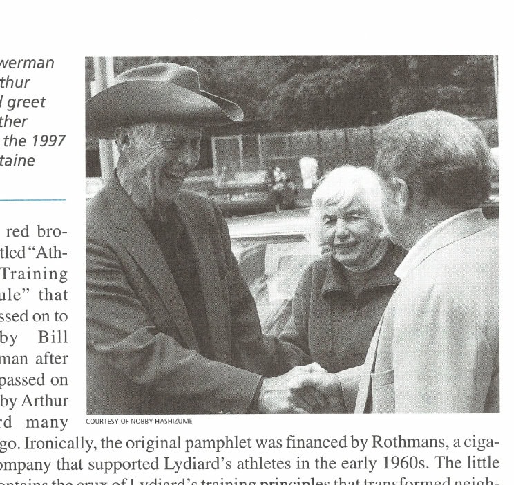 Bill Bowerman and Arthur Lydiard greet each other before the 1997 Prefontaine Classic.