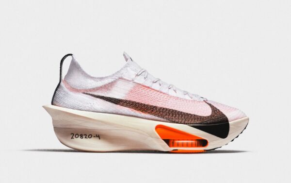 zoomx vaporfly vs alphafly