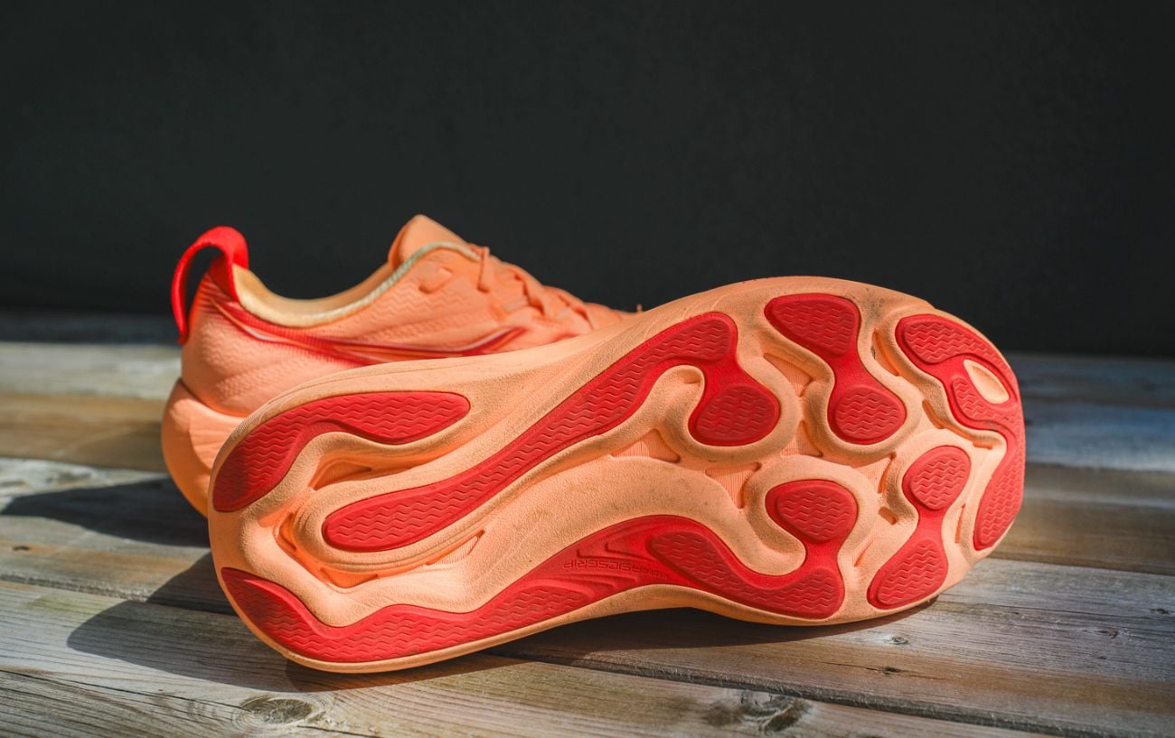 Asics-Gel-Slowcush-outsole Asics Unveils the Gel-Slowcush, a "Zone 2" Max Cushioning Running Shoe 5