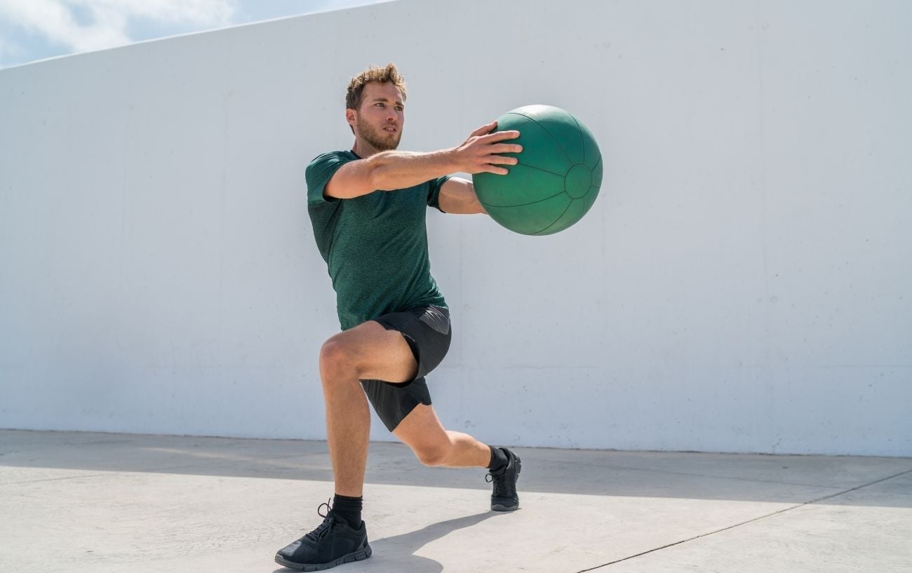 a lunge with rotation.