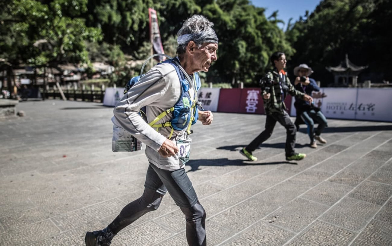 Bob Becker Becomes Oldest Finisher in Badwater 135 History at Age 80 1 Bob Becker Becomes Oldest Finisher in Badwater 135 History at Age 80 1