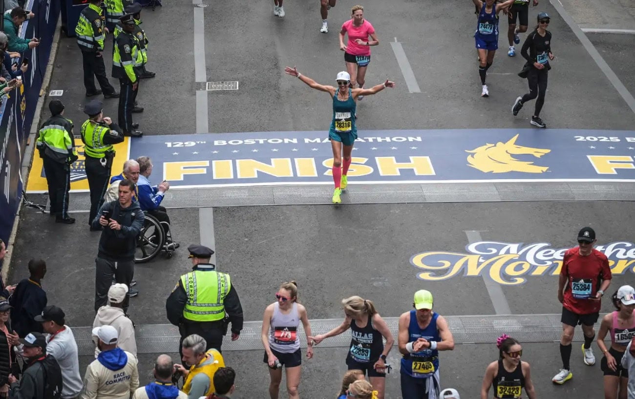 She Was Told She'd Never Run Again. Now She Holds a World Record. 1