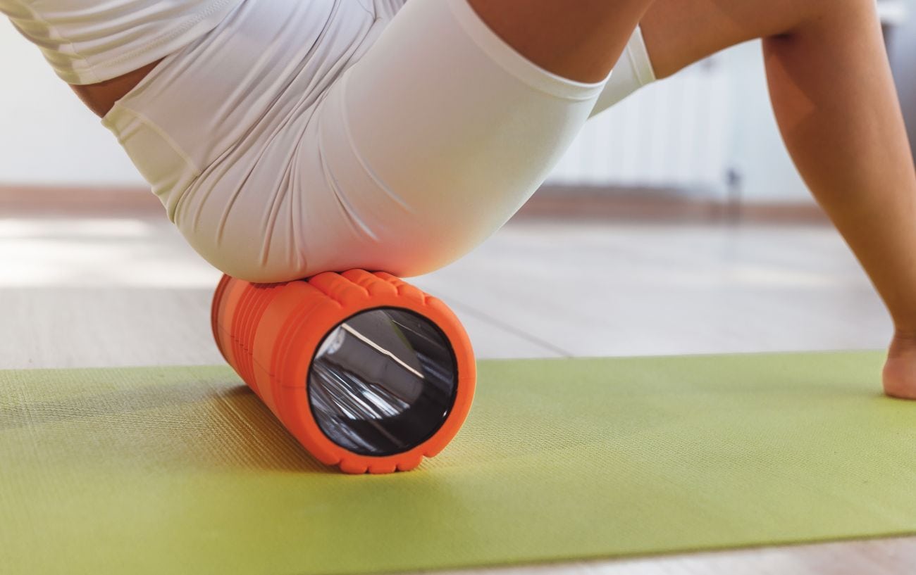 The 7 Best Foam Roller Exercises For Legs 1
