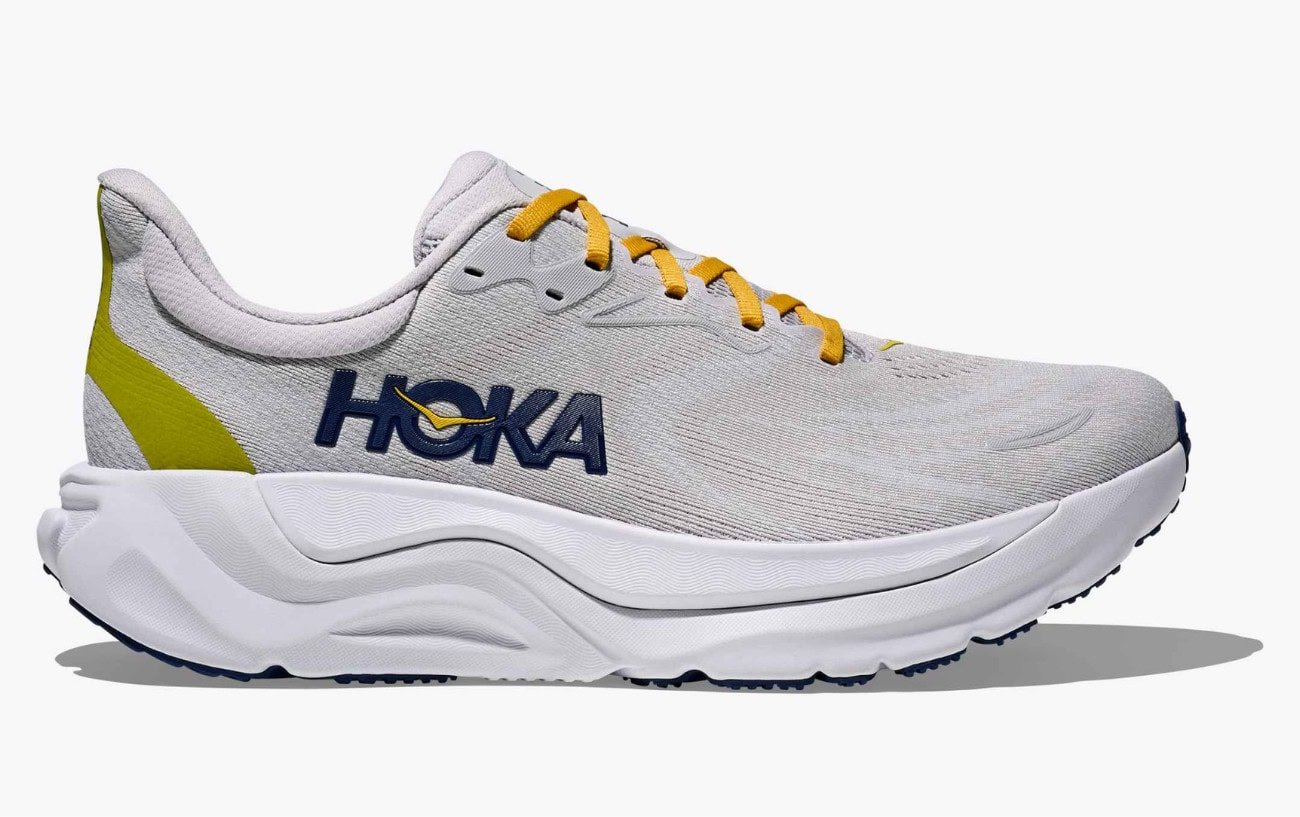 The Best Hoka Running Shoes For Every Type Of Runner, Road-Tested 2 Hoka Arahi 8