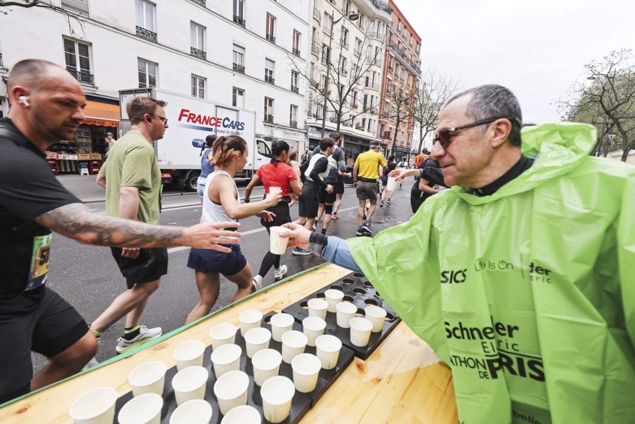 Paris Marathon 2026 to Eliminate Cups and Bottles at Aid Stations 1 Paris Marathon 2026 to Eliminate Cups and Bottles at Aid Stations 1