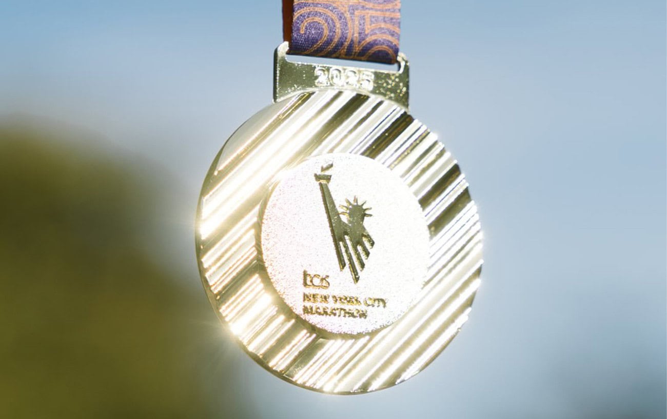 How Much Does A NYC Marathon Finisher Medal Cost… On EBay? 3