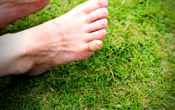 Here’s How To Stop Your Pinky Toe Rubbing In Your Shoes