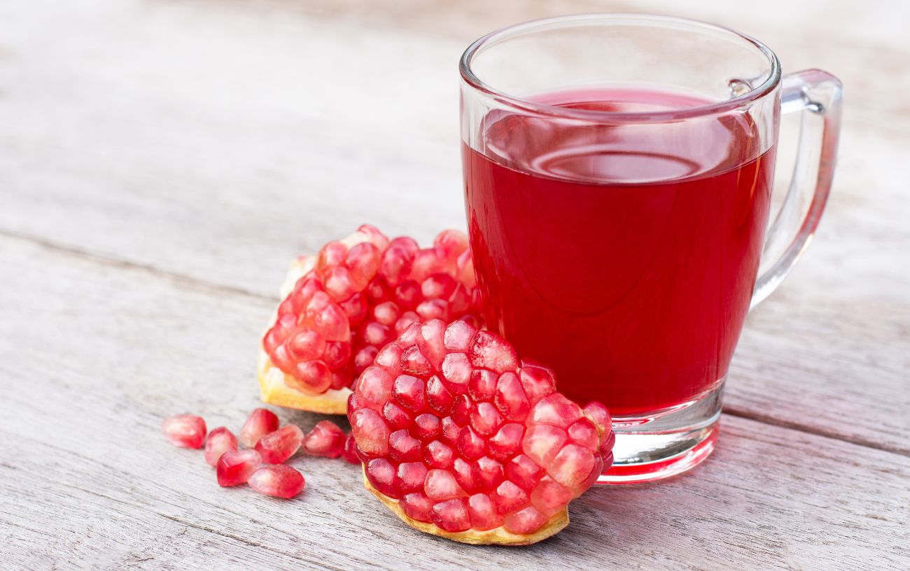 Pomegranate juice benefits for clearance skin