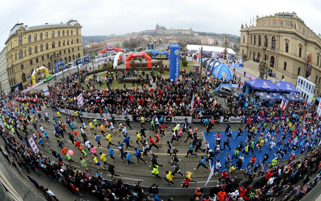 Prague's First Half-Marathon Ballot Drew 70,000 Applications in Three Weeks 2 Prague's First Half-Marathon Ballot Drew 70,000 Applications in Three Weeks 2
