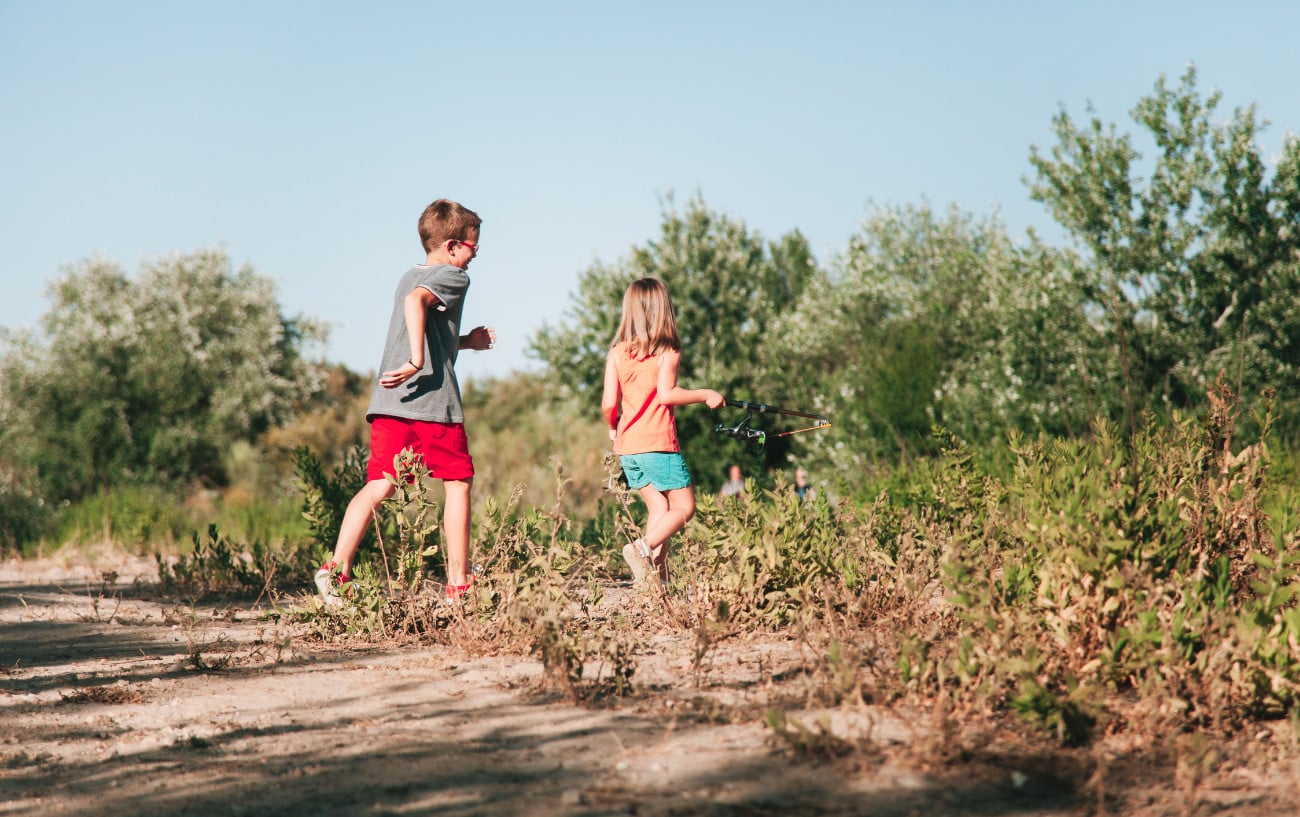 Kids trail running.