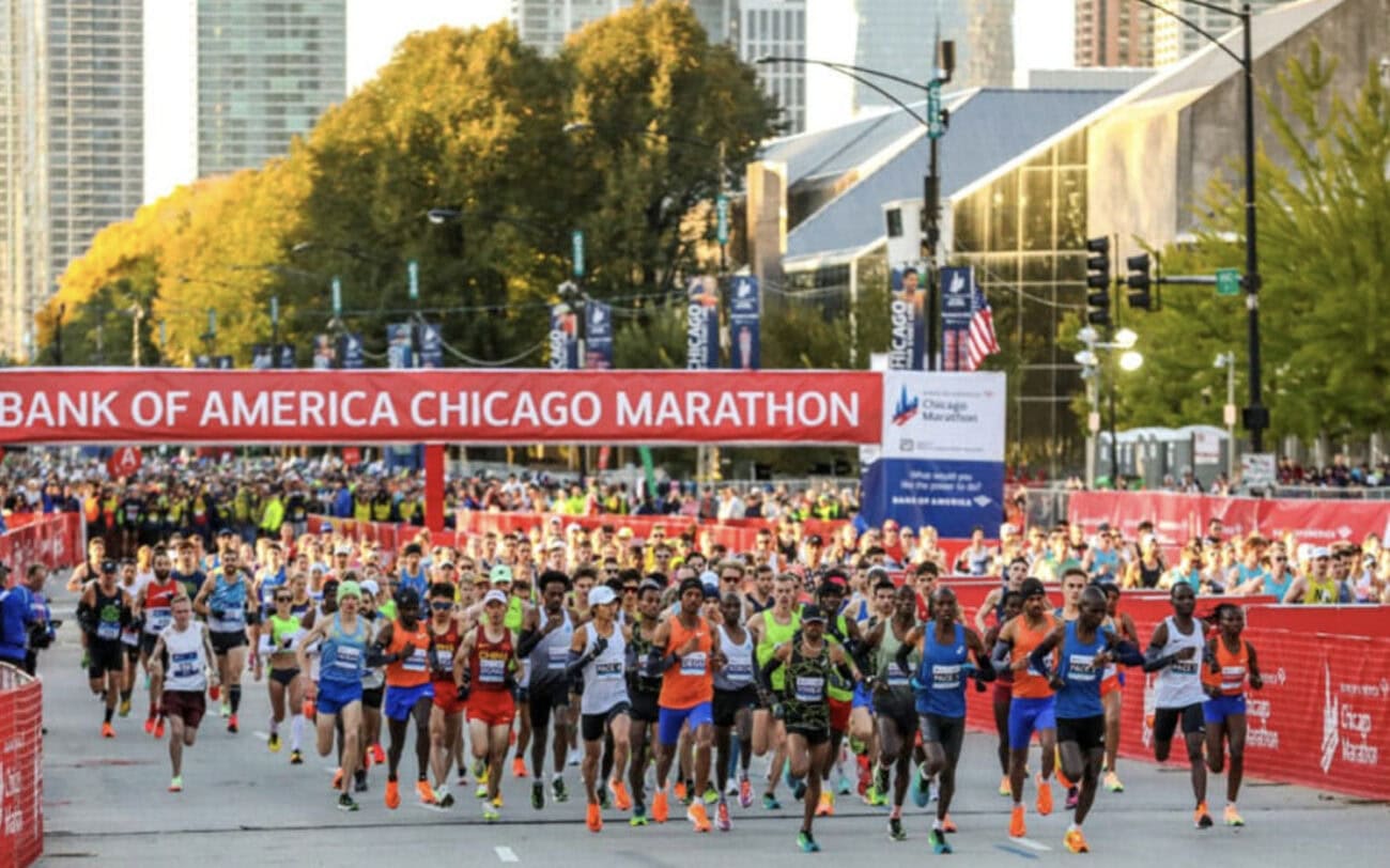 Runners starting the Chicago Marathon event.