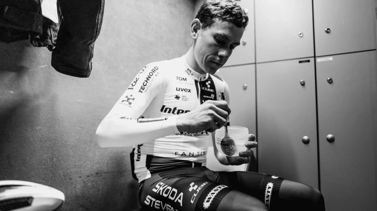 A cyclist mixing bicarb