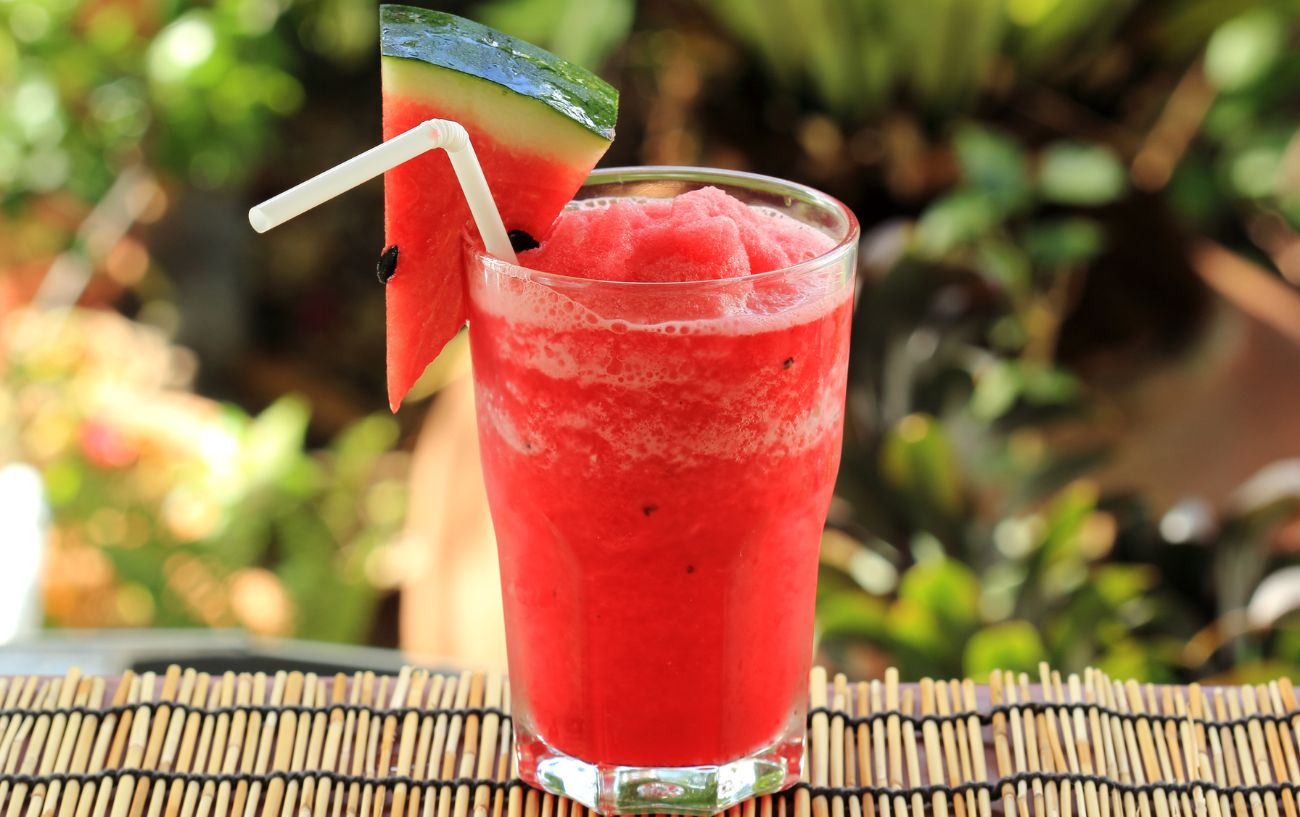 Smoothies For Runners: 6 Healthy Recipes For Your Next Workout 7 Watermelon smoothie.