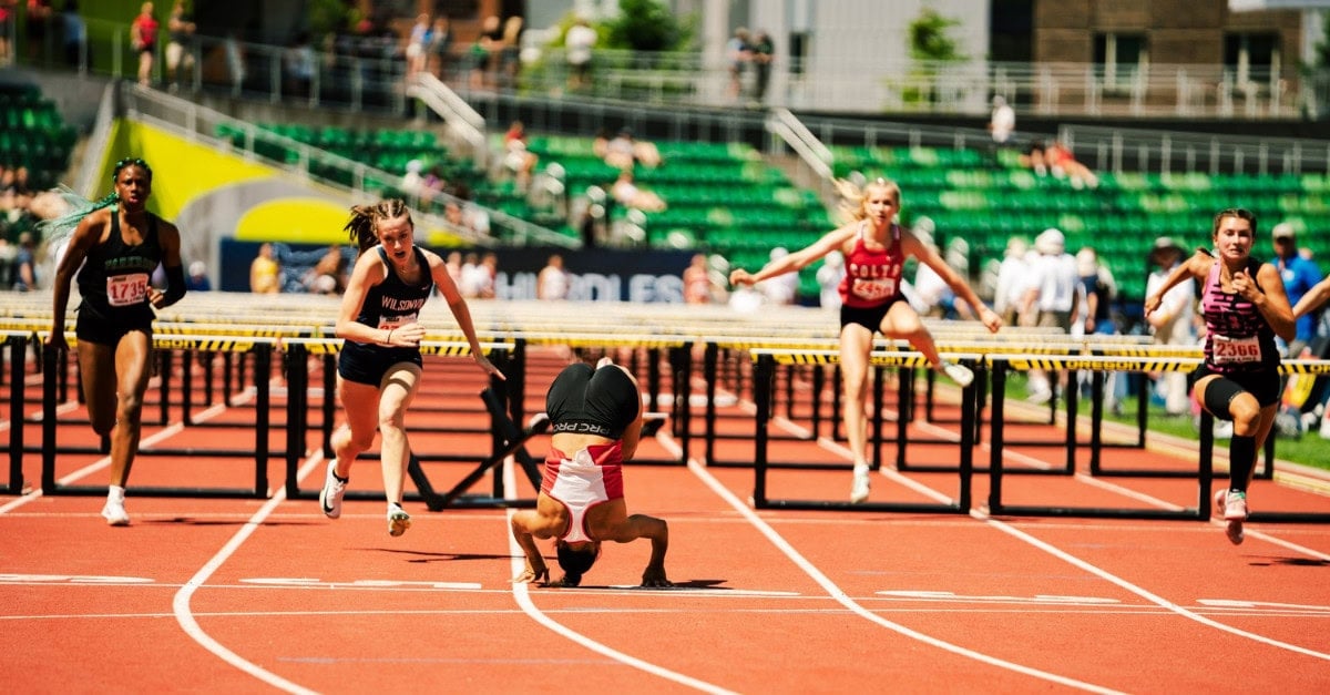High School Hurdler Somersaults to State Title in Viral Race Finish 1