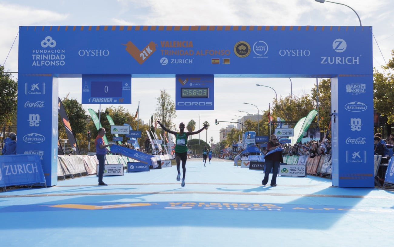 Rodrigue Kwizera Breaks the Spanish Record to Win the Valencia Half Marathon 1