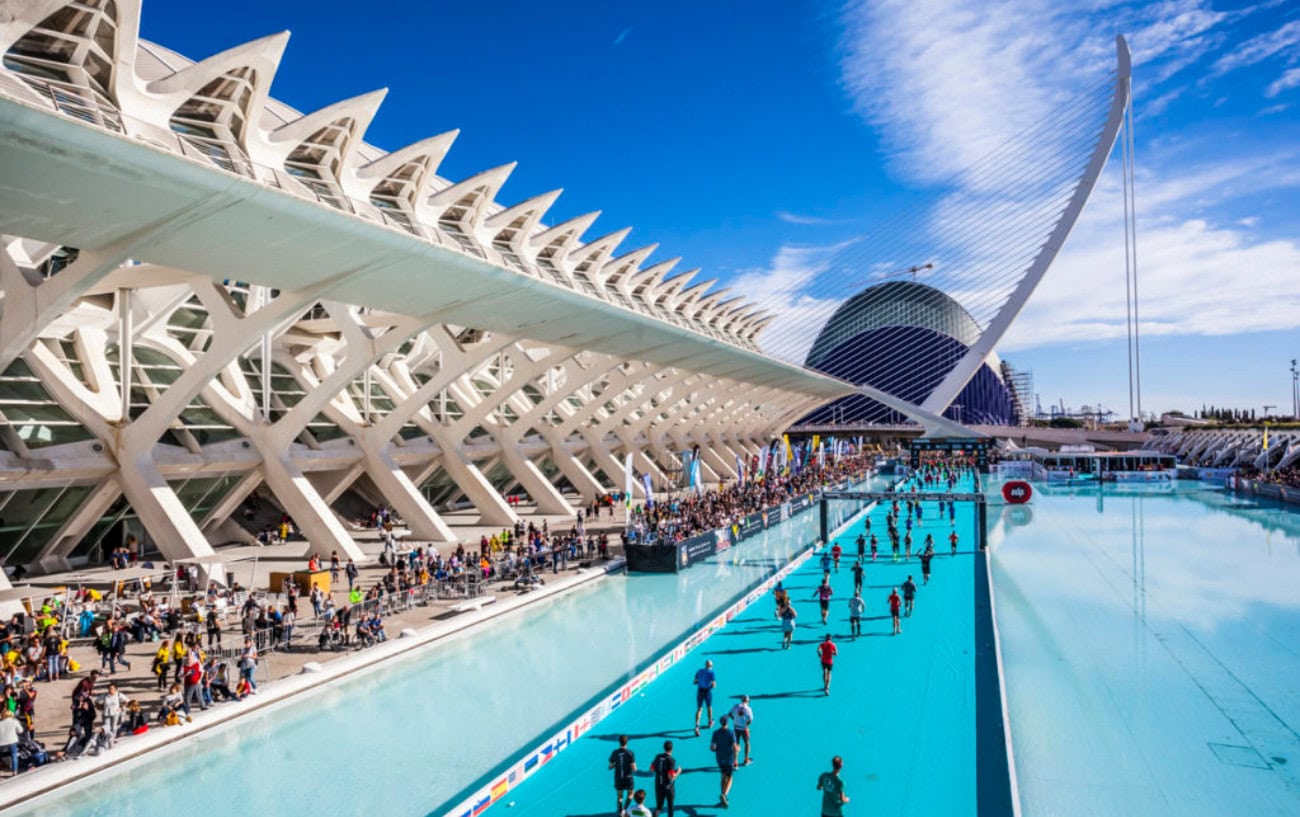 Everything You Need To Know About The 2025 Valencia Marathon 2