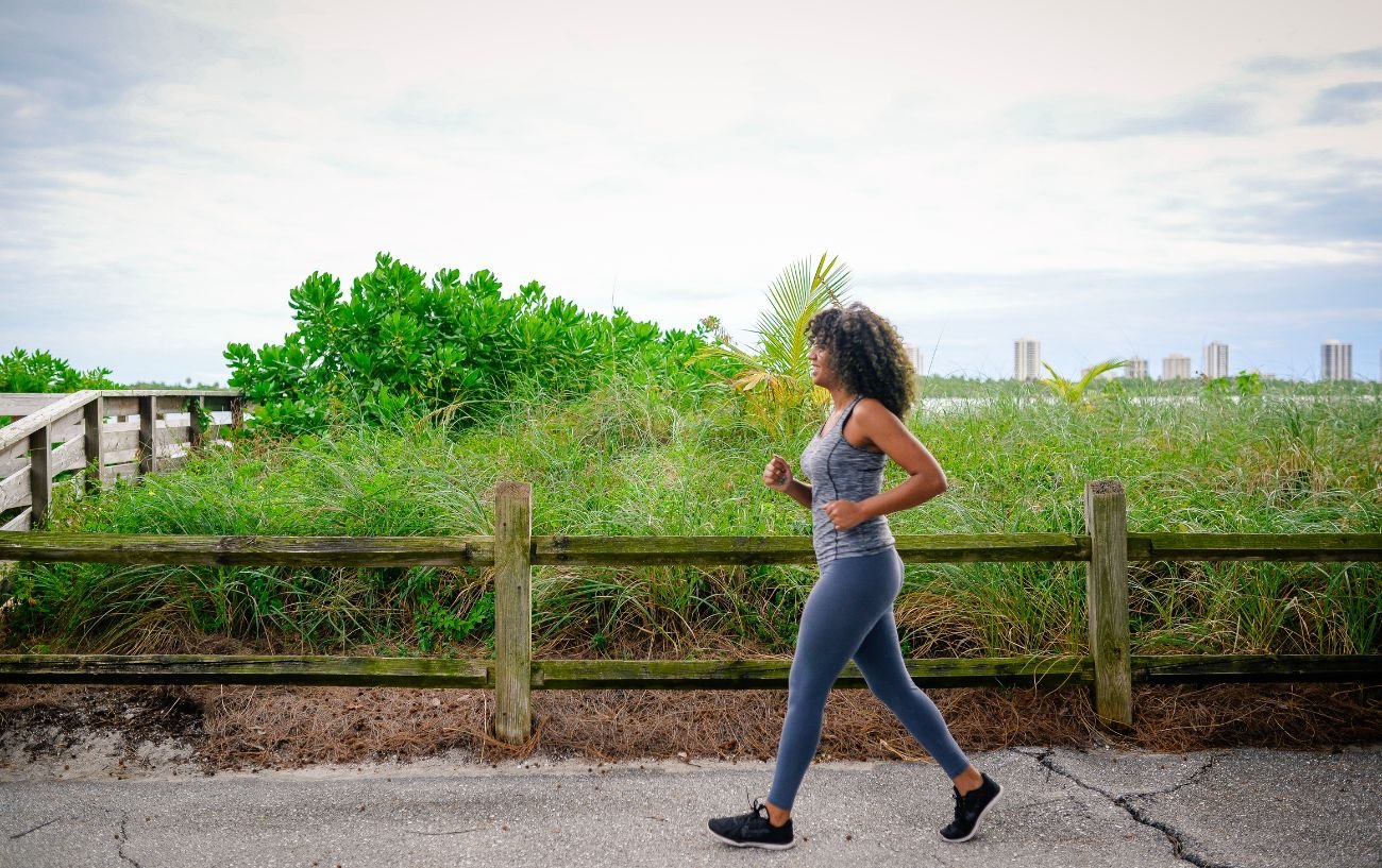 6 Benefits Of Outdoor Exercise + Helpful Tips To Get Started