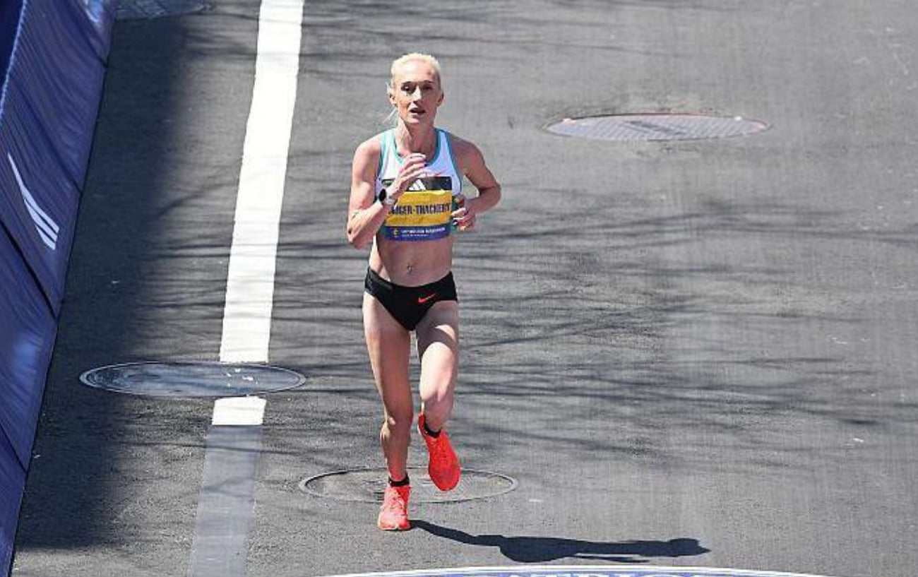 Calli Hauger-Thackery Runs 2:43:58 at Boston Marathon While 22 Weeks Pregnant 3