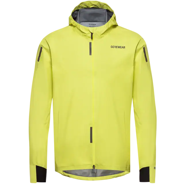 The Best New Running Gear Our Team Is Using This Season 23 The Best New Running Gear Our Team Is Using This Season 22