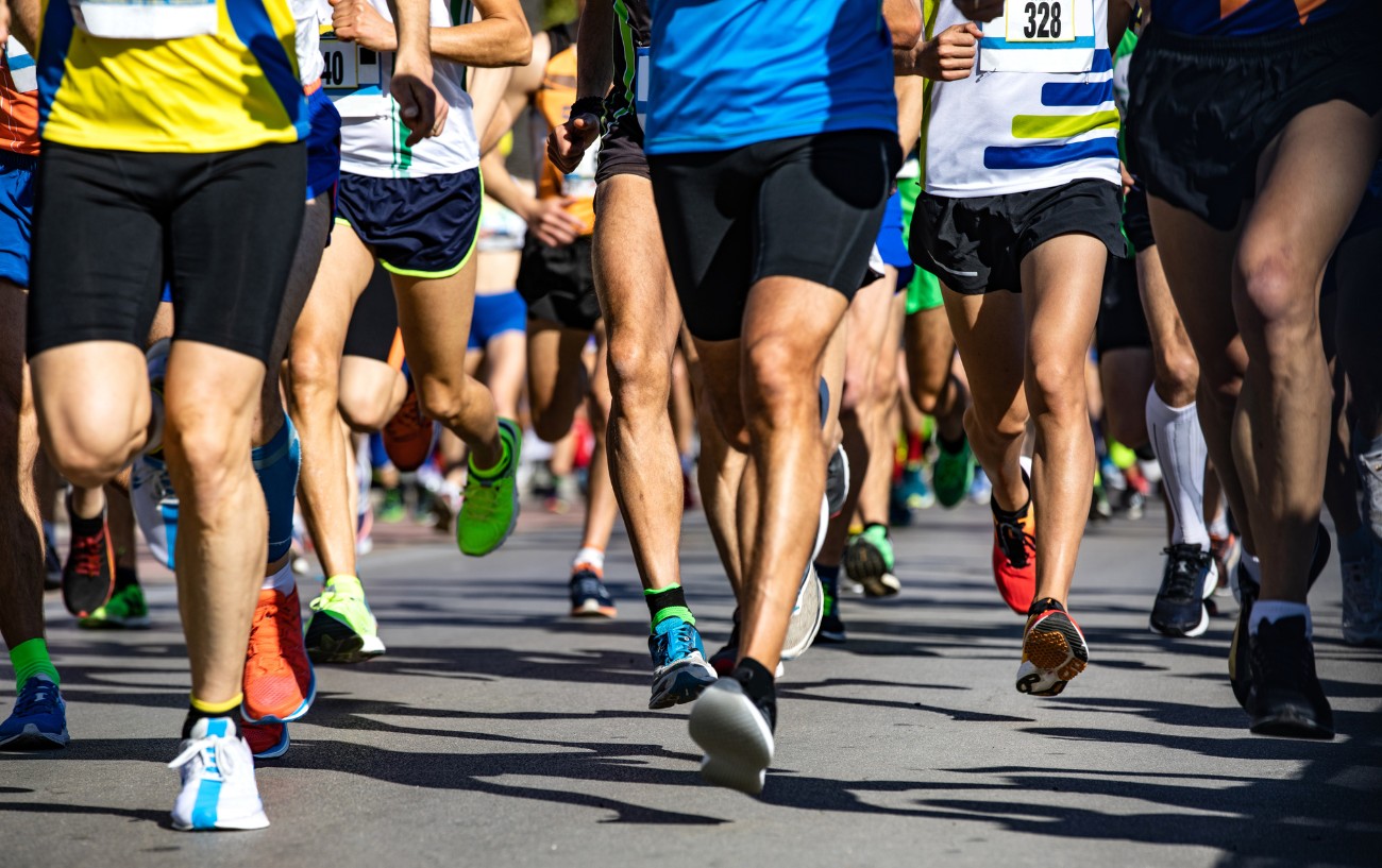 How To Run A Sub 1:30 Half Marathon: Training Plan + Guide